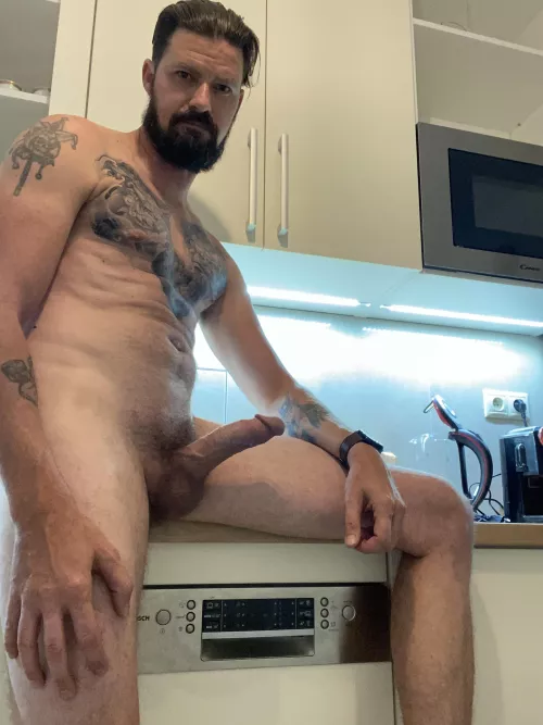 Who’s joining me in the kitchen and what are we making?