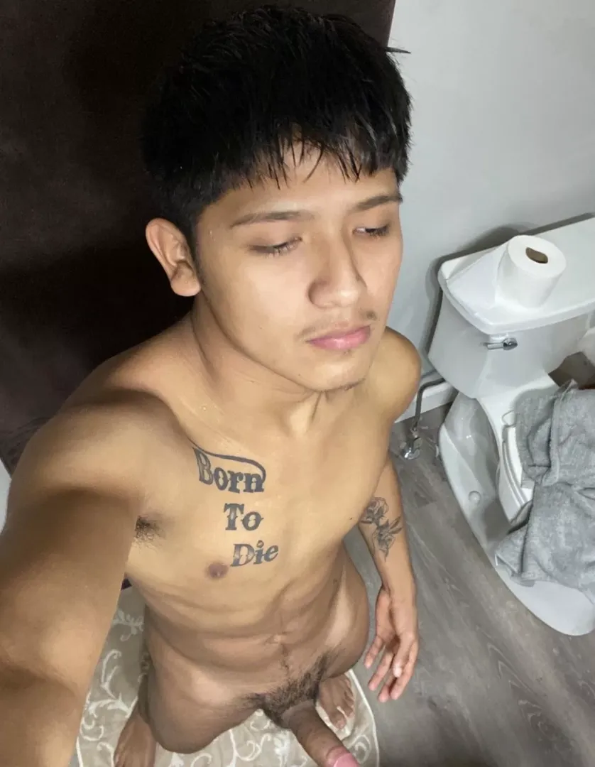 Who’s tryna shower with me? ;)