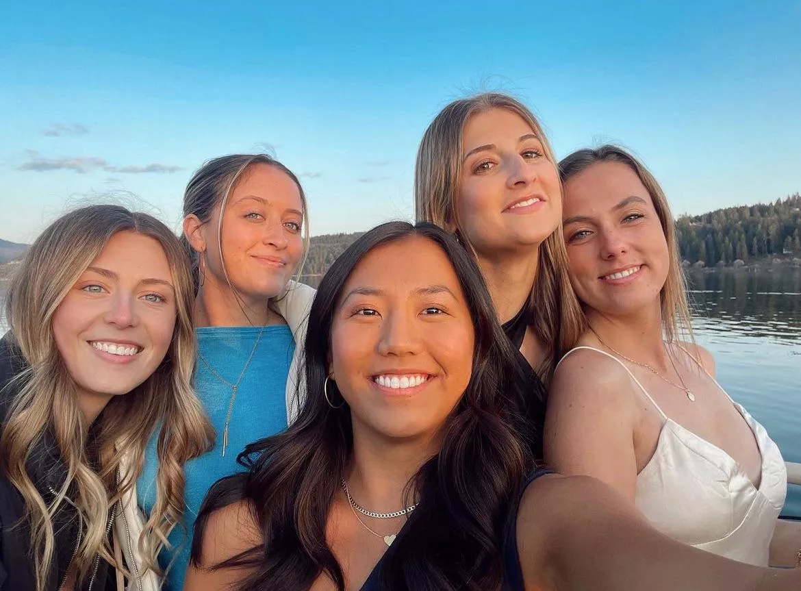 Whose the throat 🐐 [5]