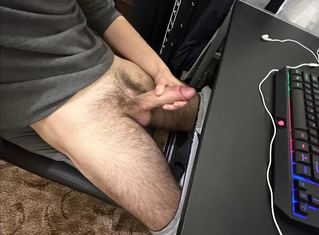 whould you blow my teen hairy cock