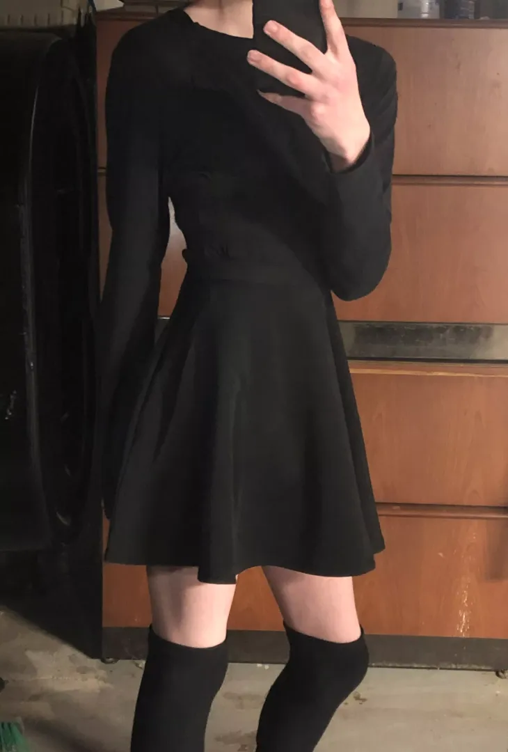 Why are all the cute outfits so expensive >_<