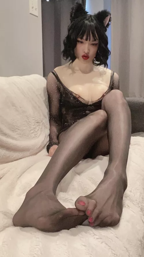 Why don't you show me how much you can cum 💦