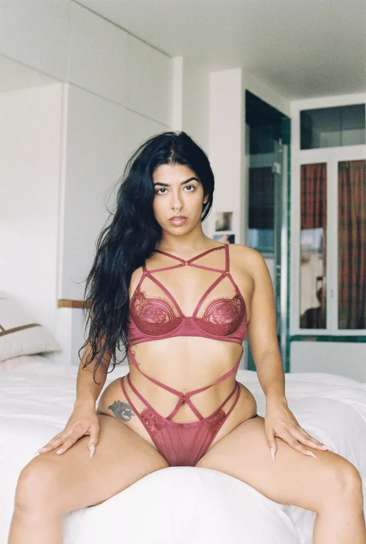 Wife or GF?