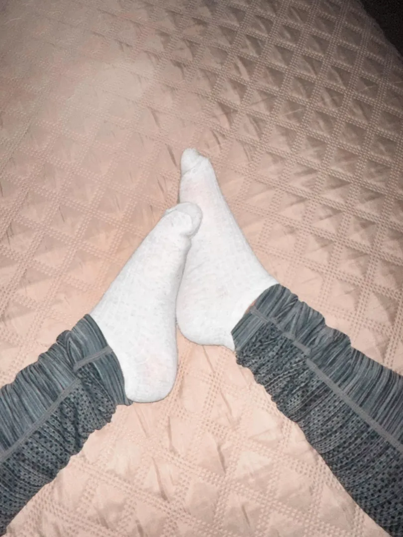 Will you come to my house and take off my socks?😈