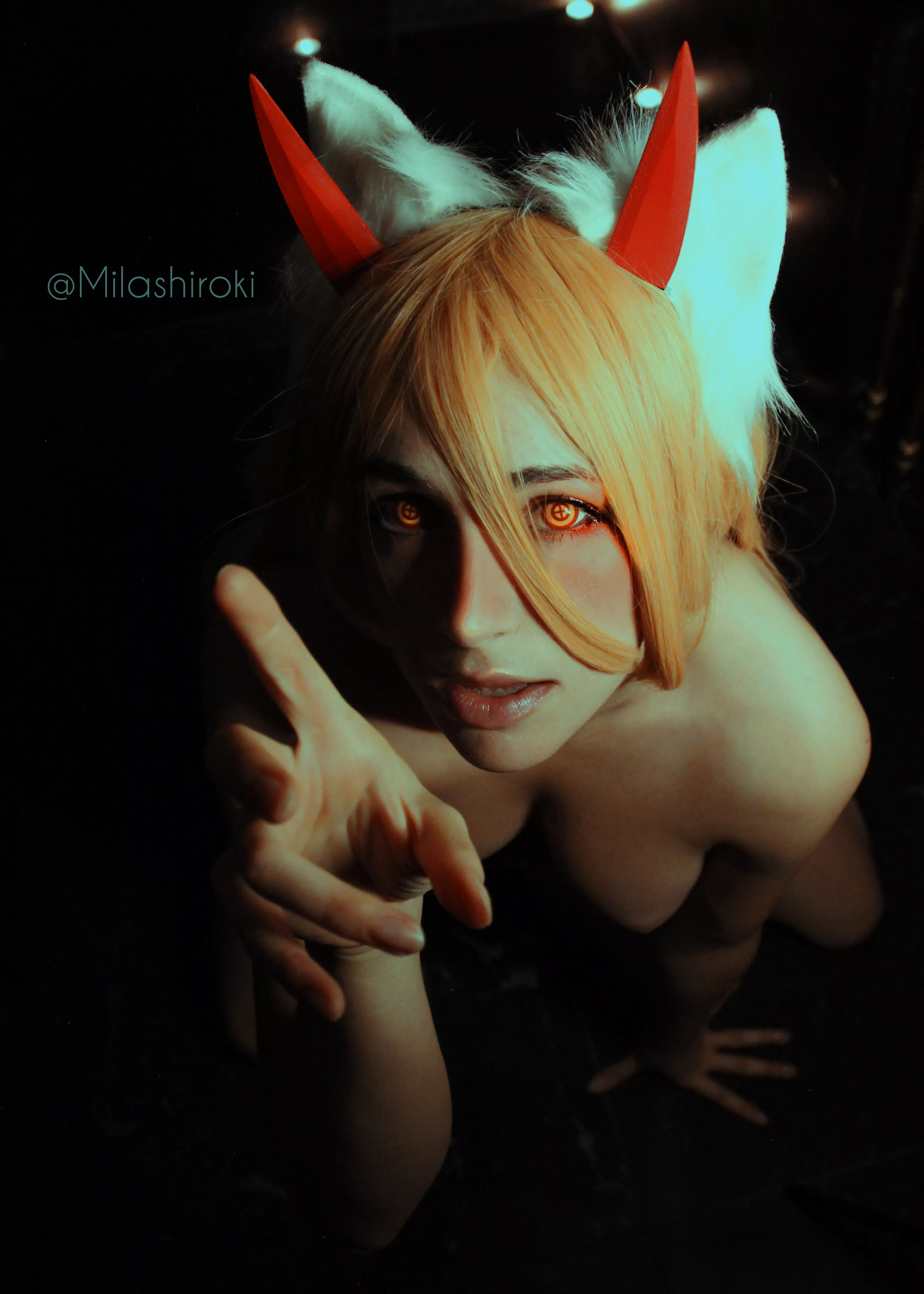 Will you feed this kitty some milk...? - Power by Milashiroki