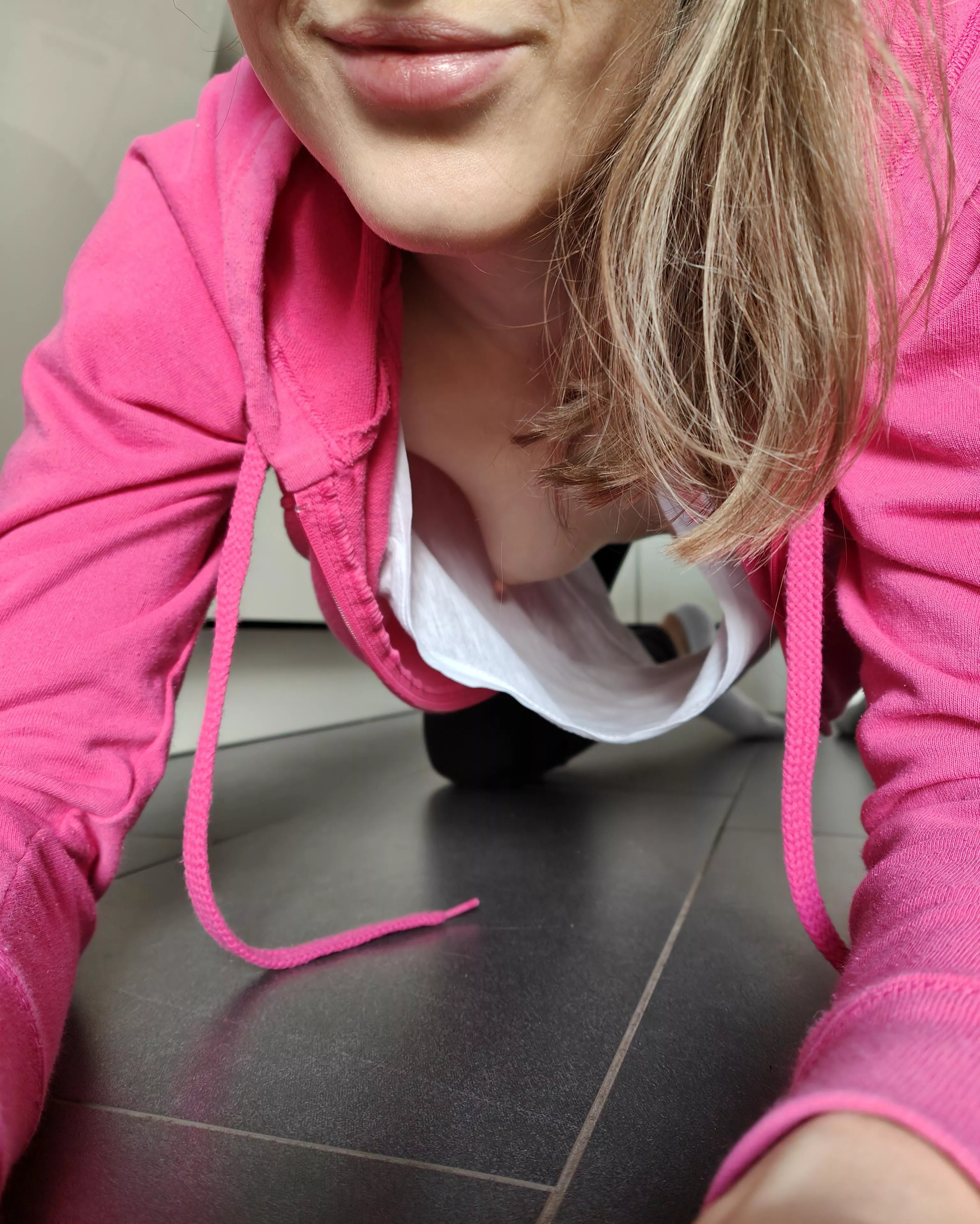 Will you help me to clean the floor?