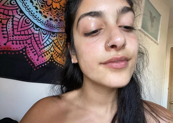 Will you kiss my face? 19f