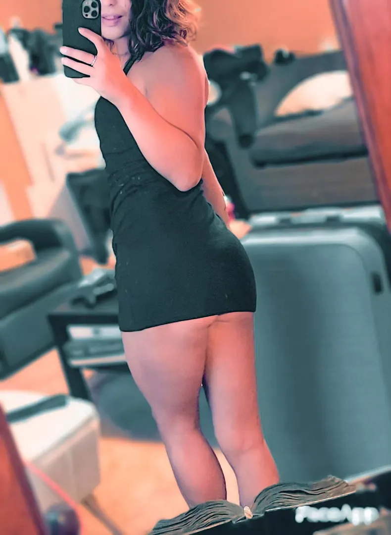 Will you Pull up my dress?🩷💜