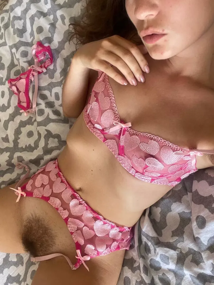 Will you tell me I’m a good girl if I don’t shave?
