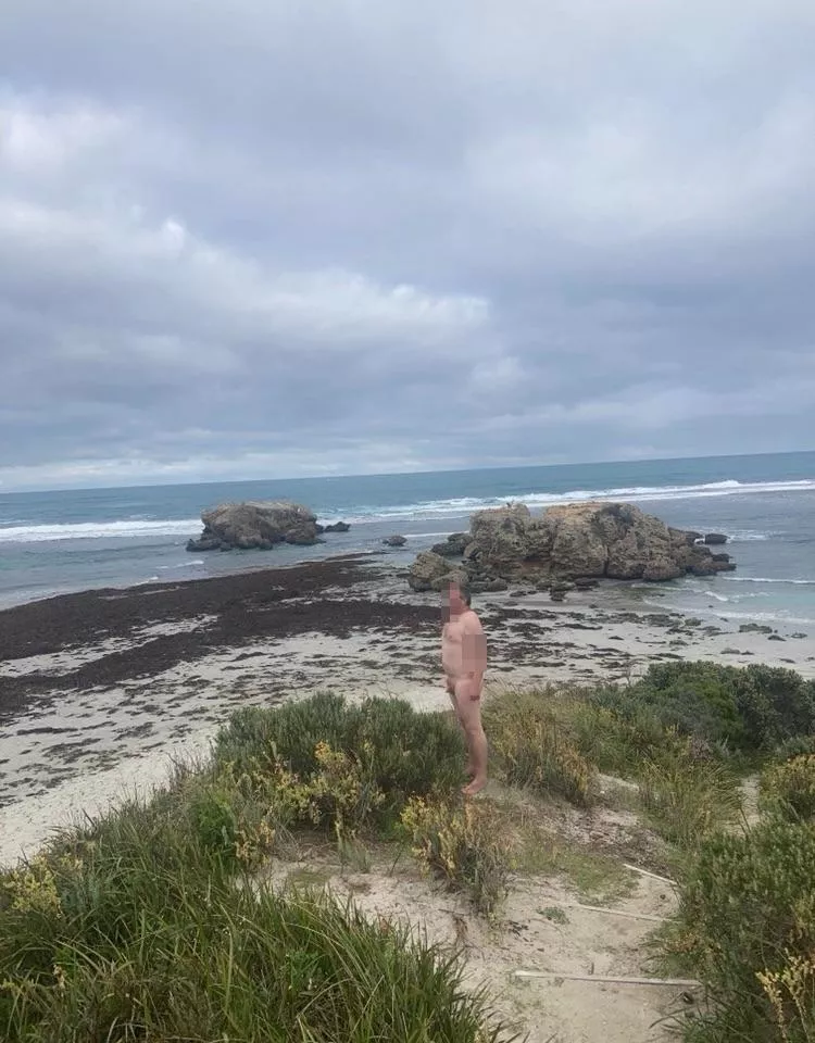 Winter’s day at the beach 