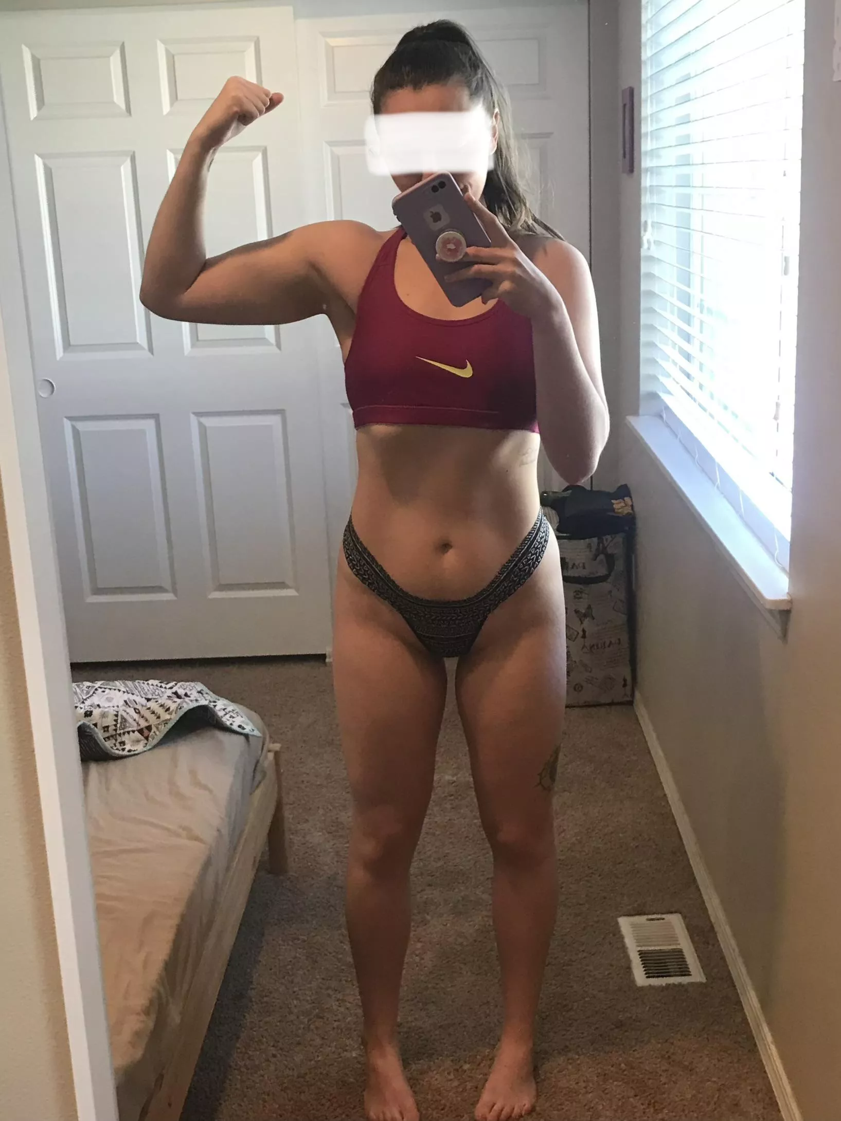 Wish I had a big dick around to help me in shape 🍆😩💪🏻