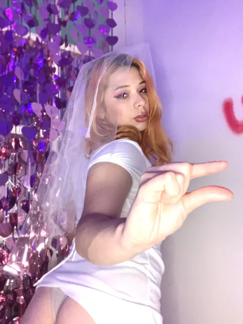 with three centimeters you can never have a wife like. When I feel in your face it will be a privilege [domme]