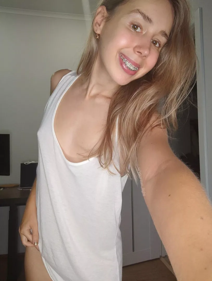 Without makeup 😌