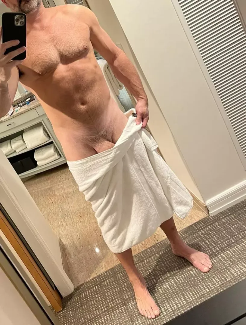 Work trip to LA. Showered and no plans. What should I do? Or who? (50)