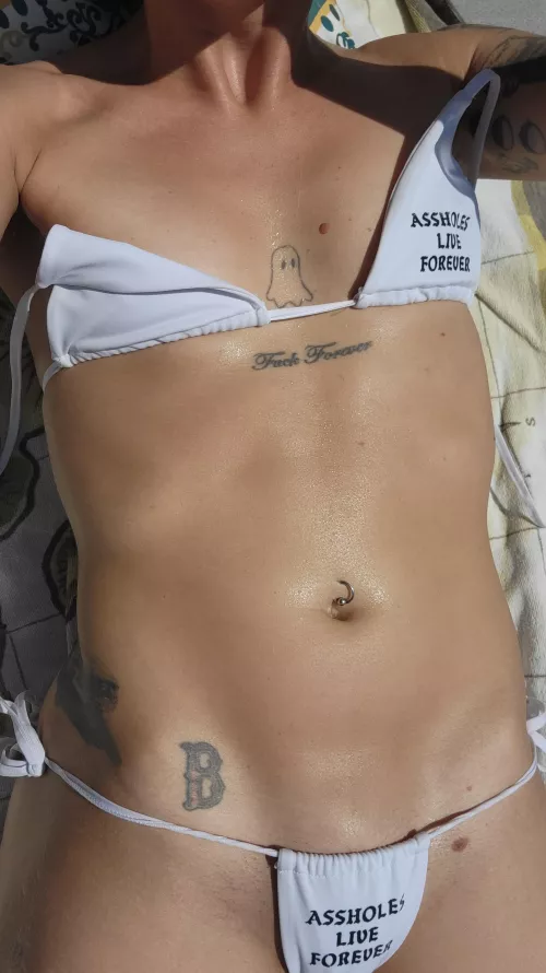 Worked up a nice glisten laying in the sun