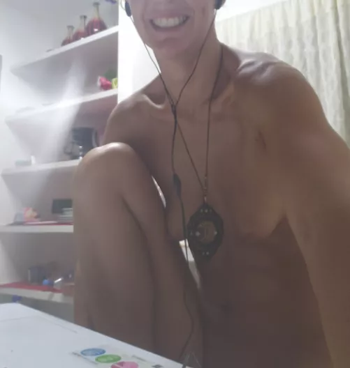 Working life, why I love working from home :)