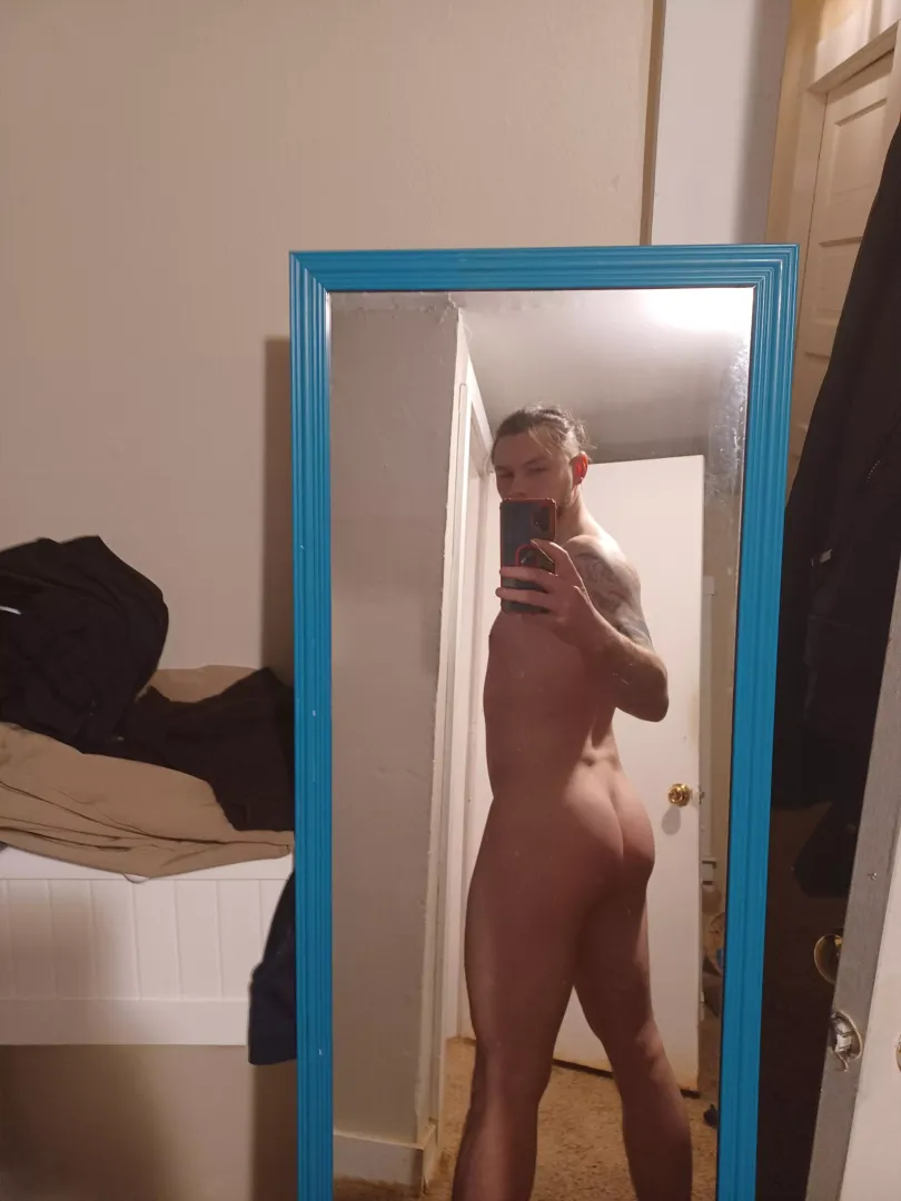working on my booty