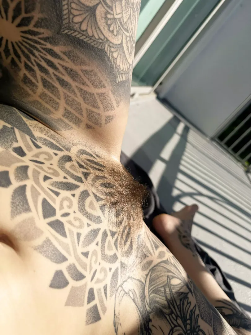Working on my tan [F34]