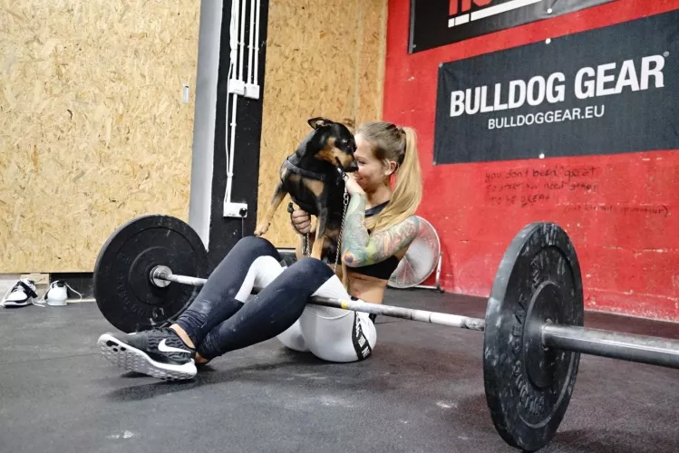 Working out is always more fun with a buddy 🐶