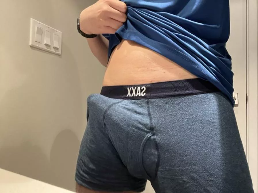 Worship me like the slut u are