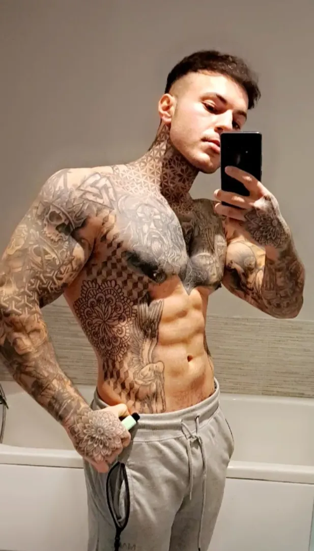 Worship your alpha
