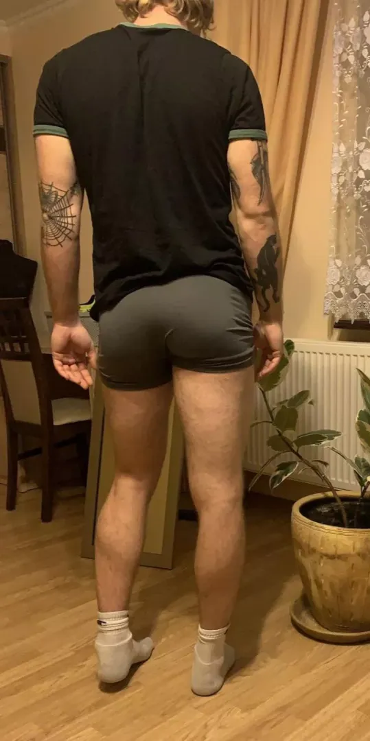 Would u spank?