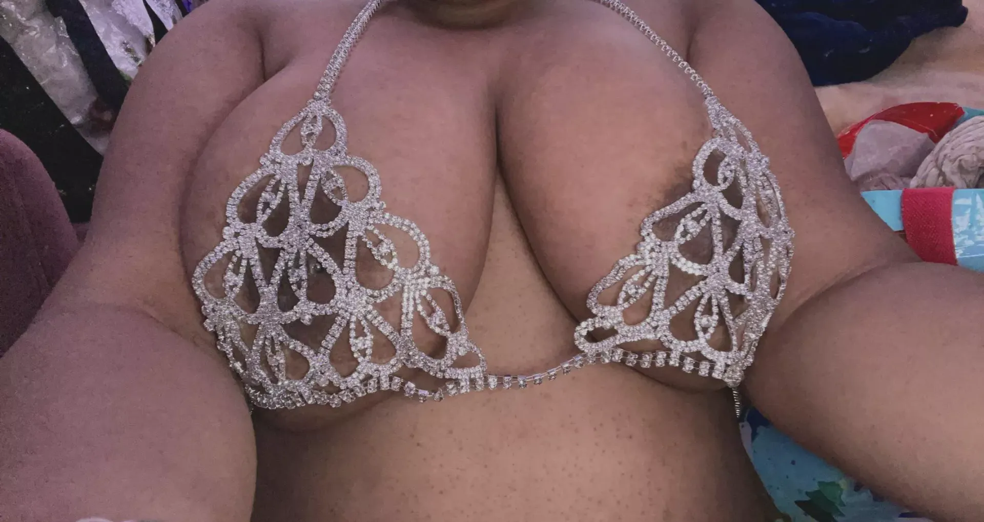 Would you bury your face or your cock between my tits? [F] 💙