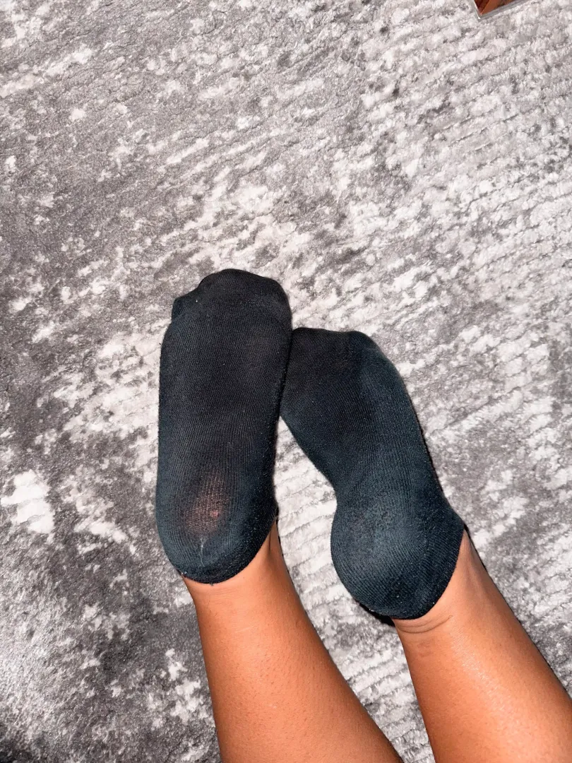 Would you come to my house and smell my socks?