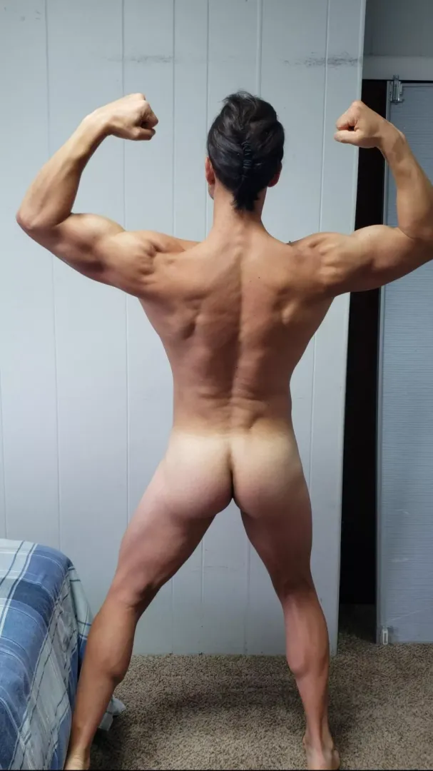 Would you date a guy with a pale butt?