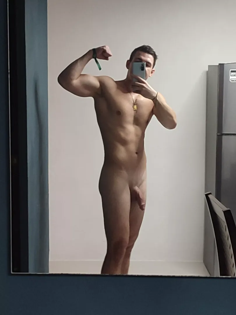 Would you date me?