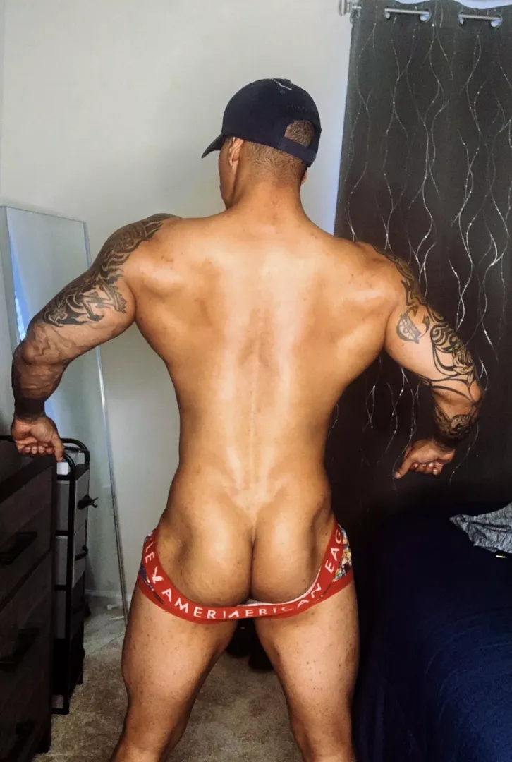Would you eat my ass ?