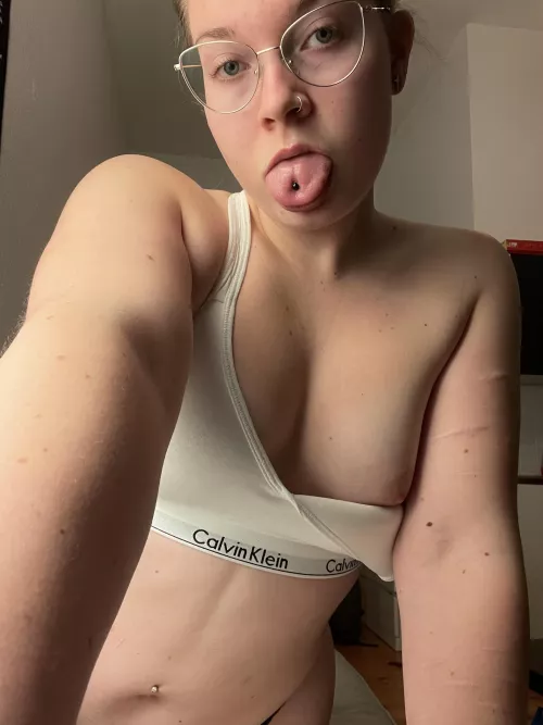 Would you fuck me if I‘d walk into your room like that?