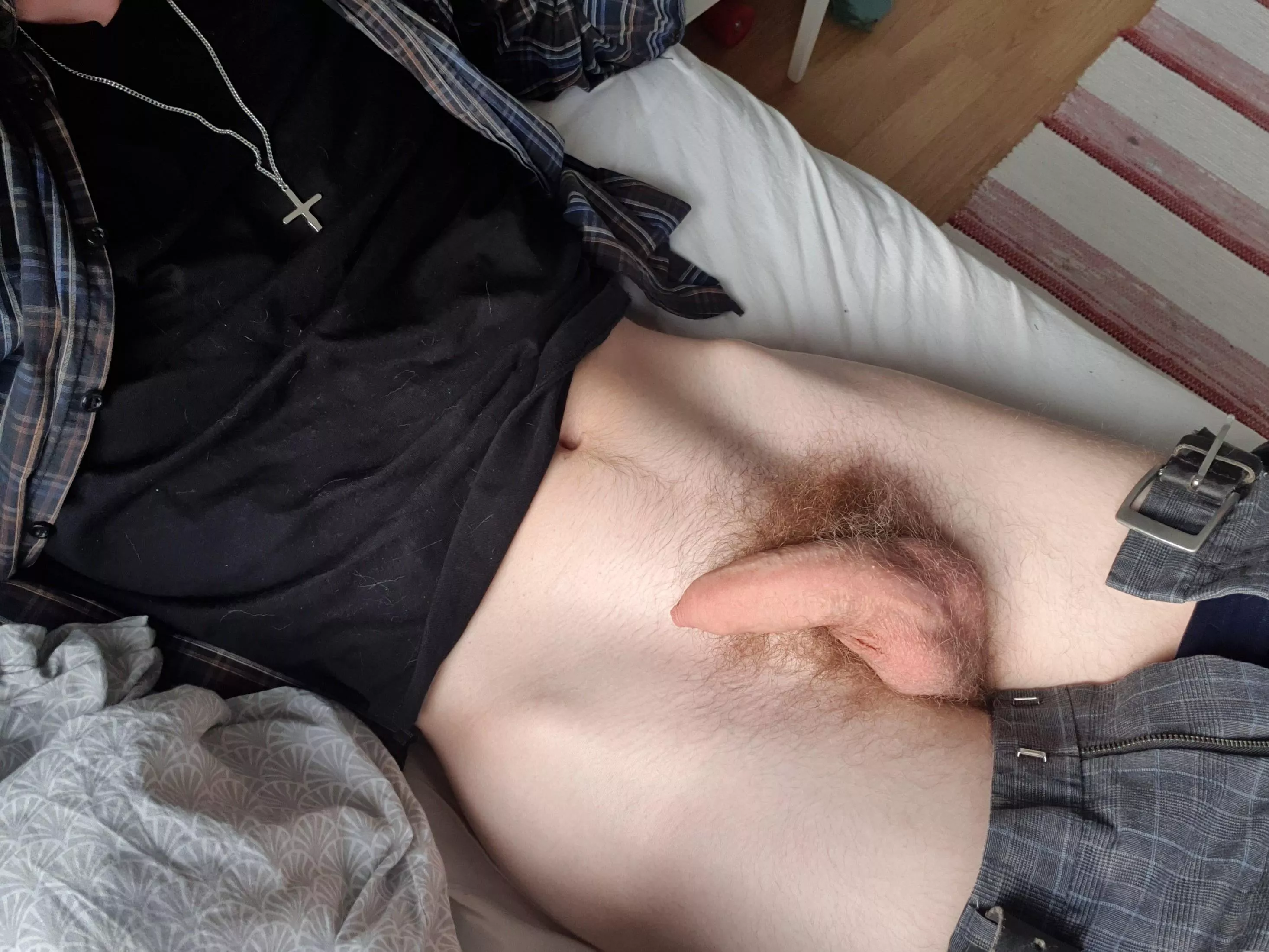 Would you fuck my 18 year old cock?💞