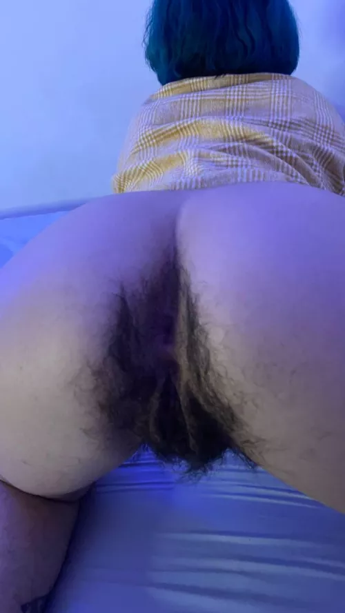 would you fuck my [h]airy ass raw? 
