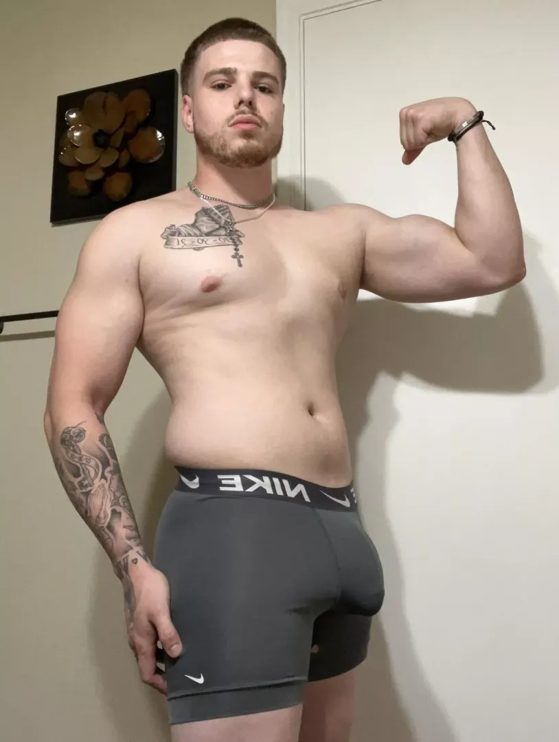 Would you hit an in bed workout with me?