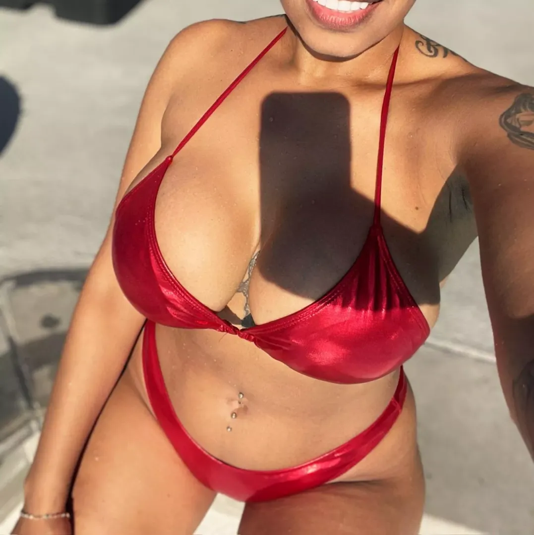 Would you invite like me to your bed?