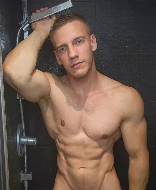 Would you join Daddy 😈💦..?