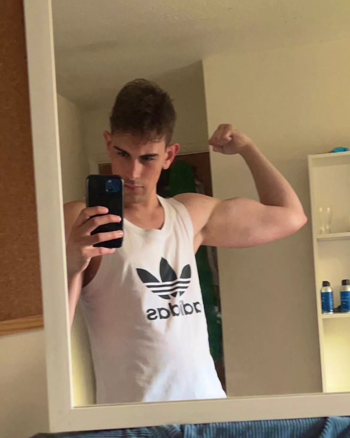 Would you join me in my bedroom? 😉
