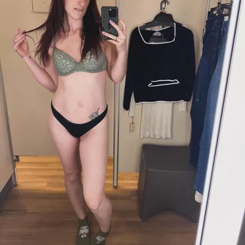 Would you lend me a hand