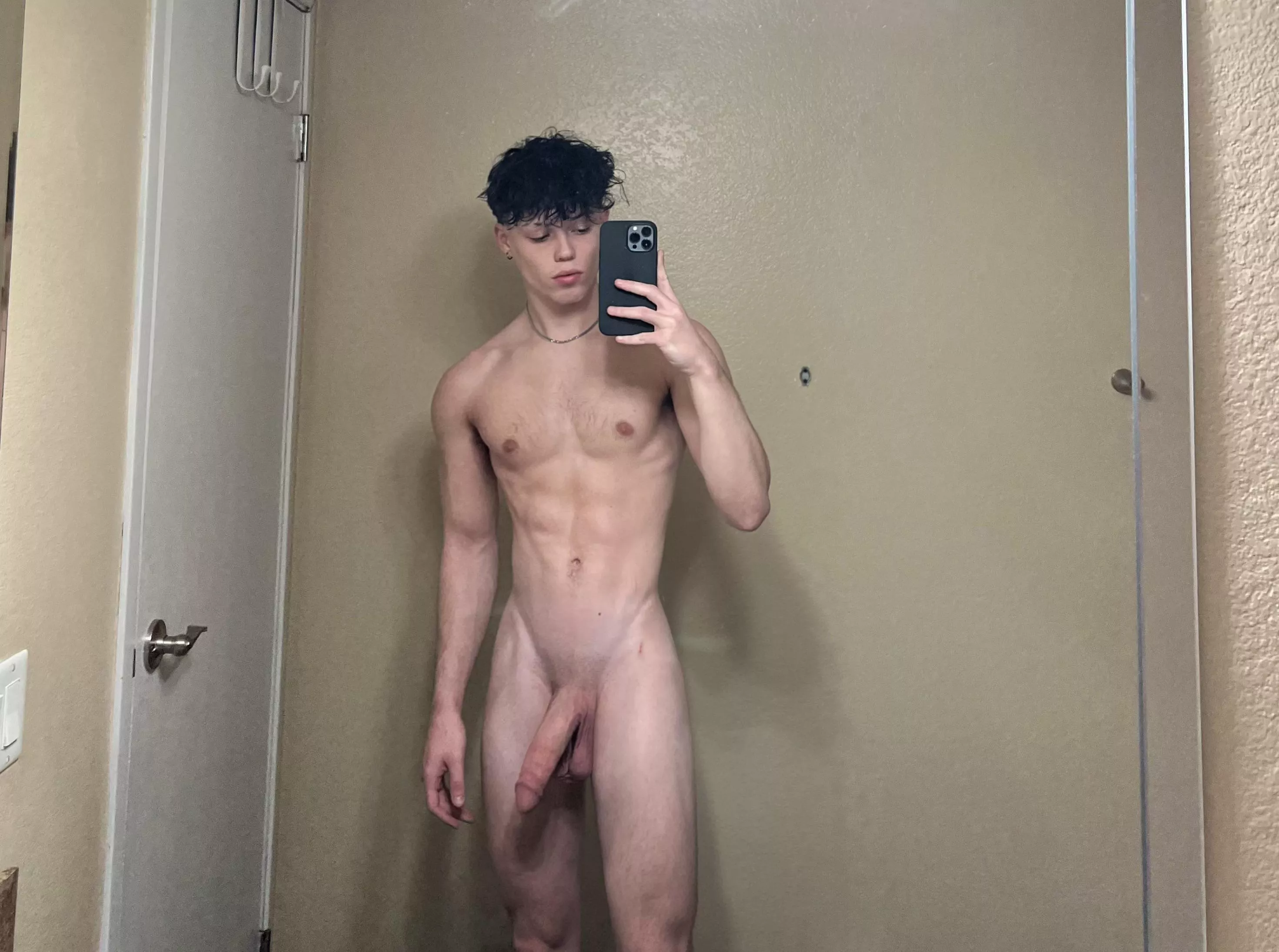 would you let me use you? 😈🤭👀