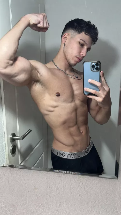 would you lick my armpit?