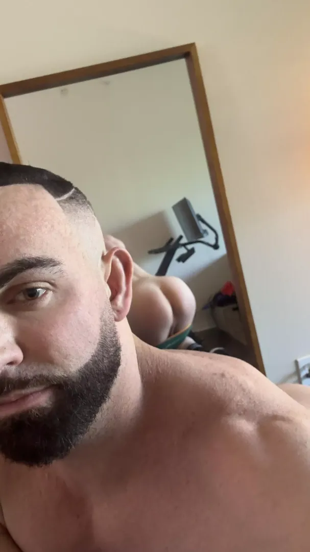 Would you like a taste? Please. 🤤