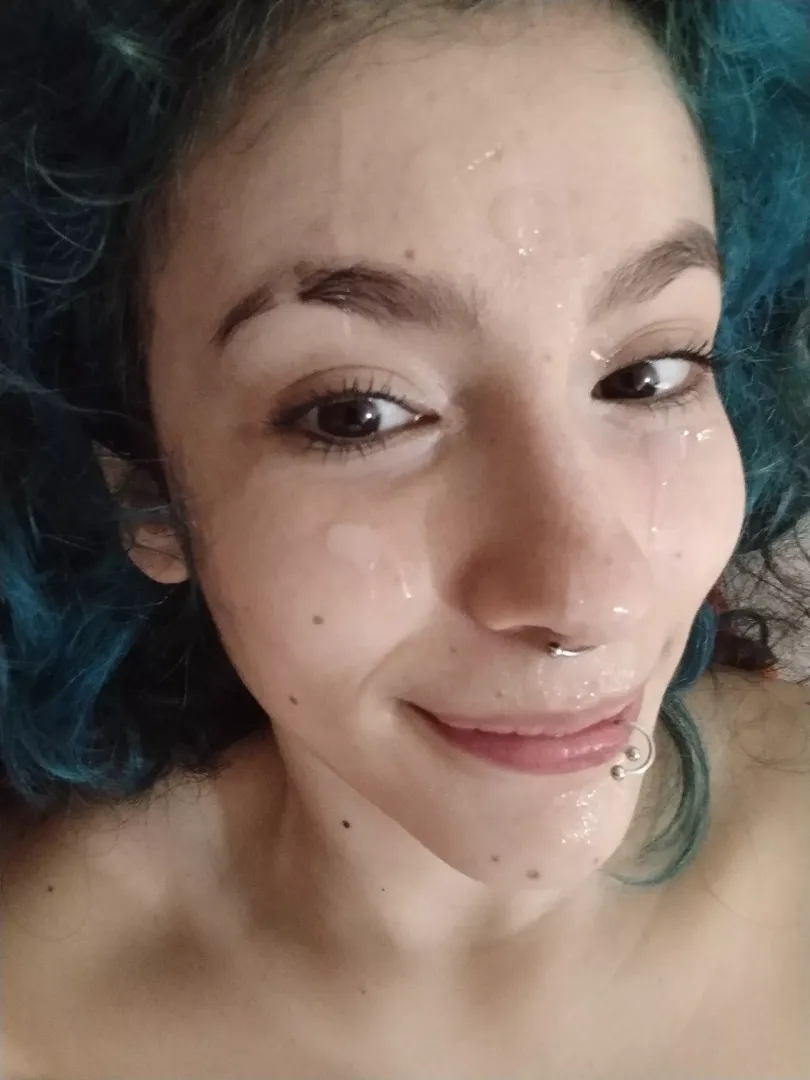 Would you like to cover my face with your cum