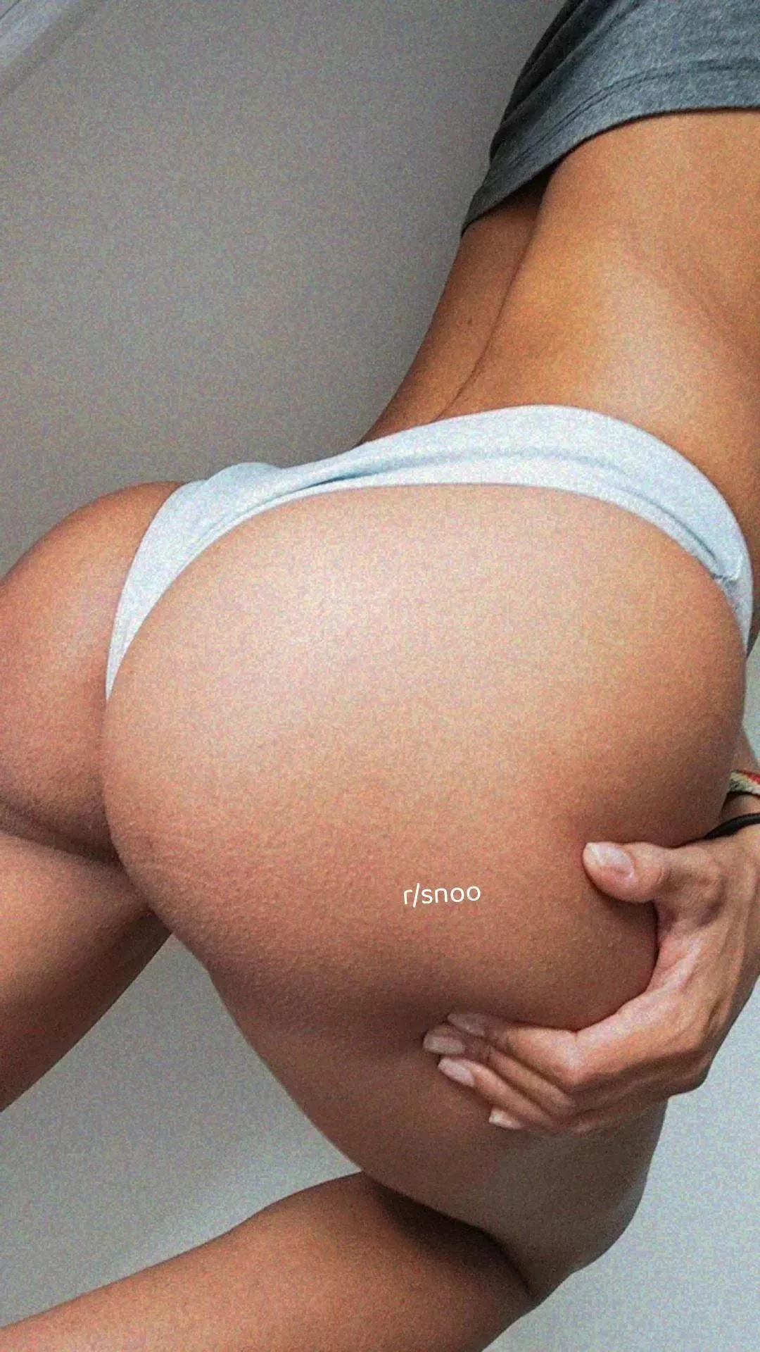would you like to grab my 🍑💋