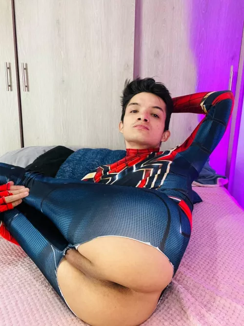 would you like to lick it? What else would you do to him? 👅🍑