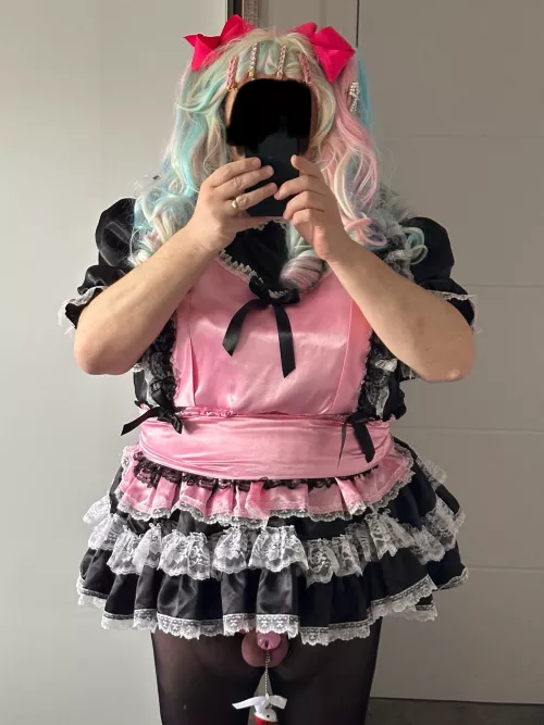 Would you marry a sissy maid?