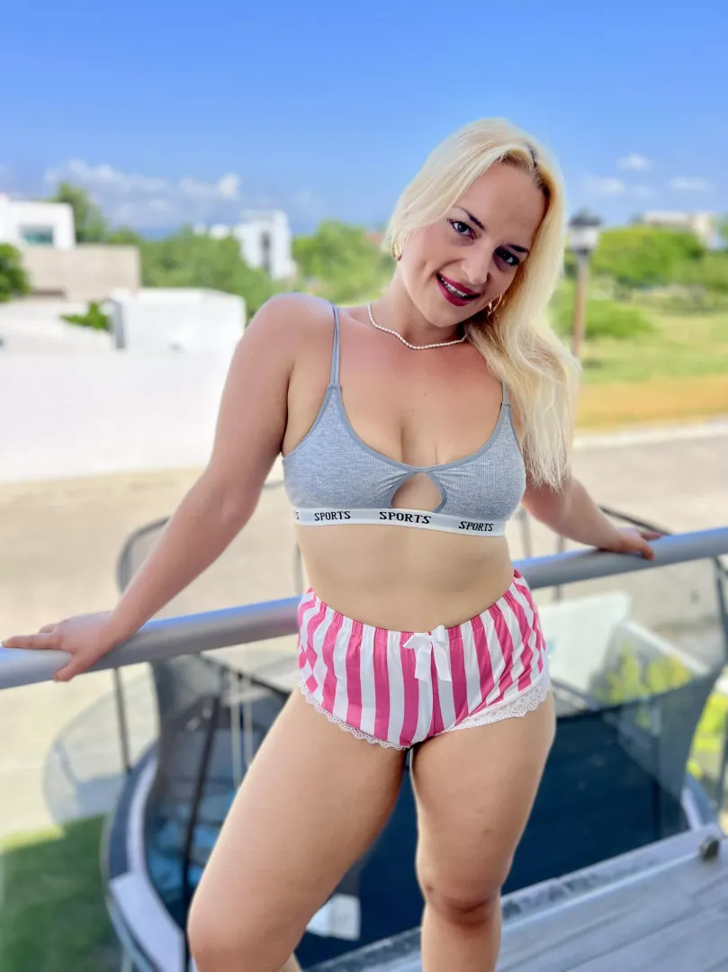 Would you mind my outfit on our first date?