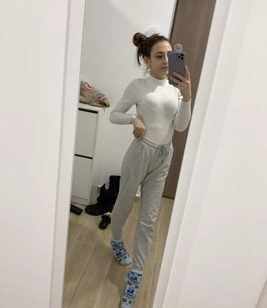 Would you stuff my tight holes?