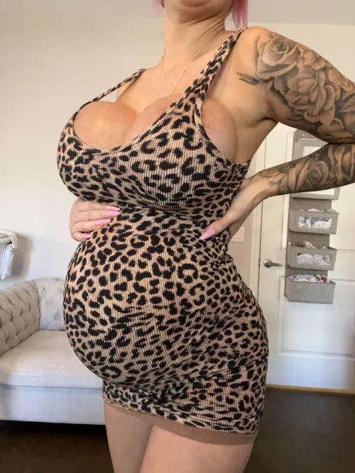 Would you take a pregnant girl on a date?