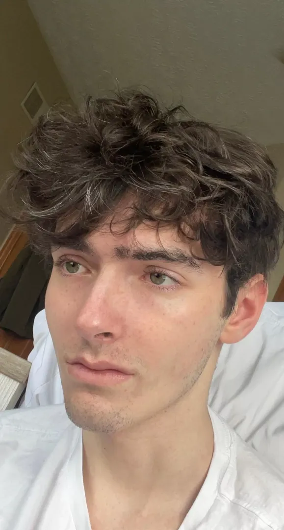 Would you take me on a date?